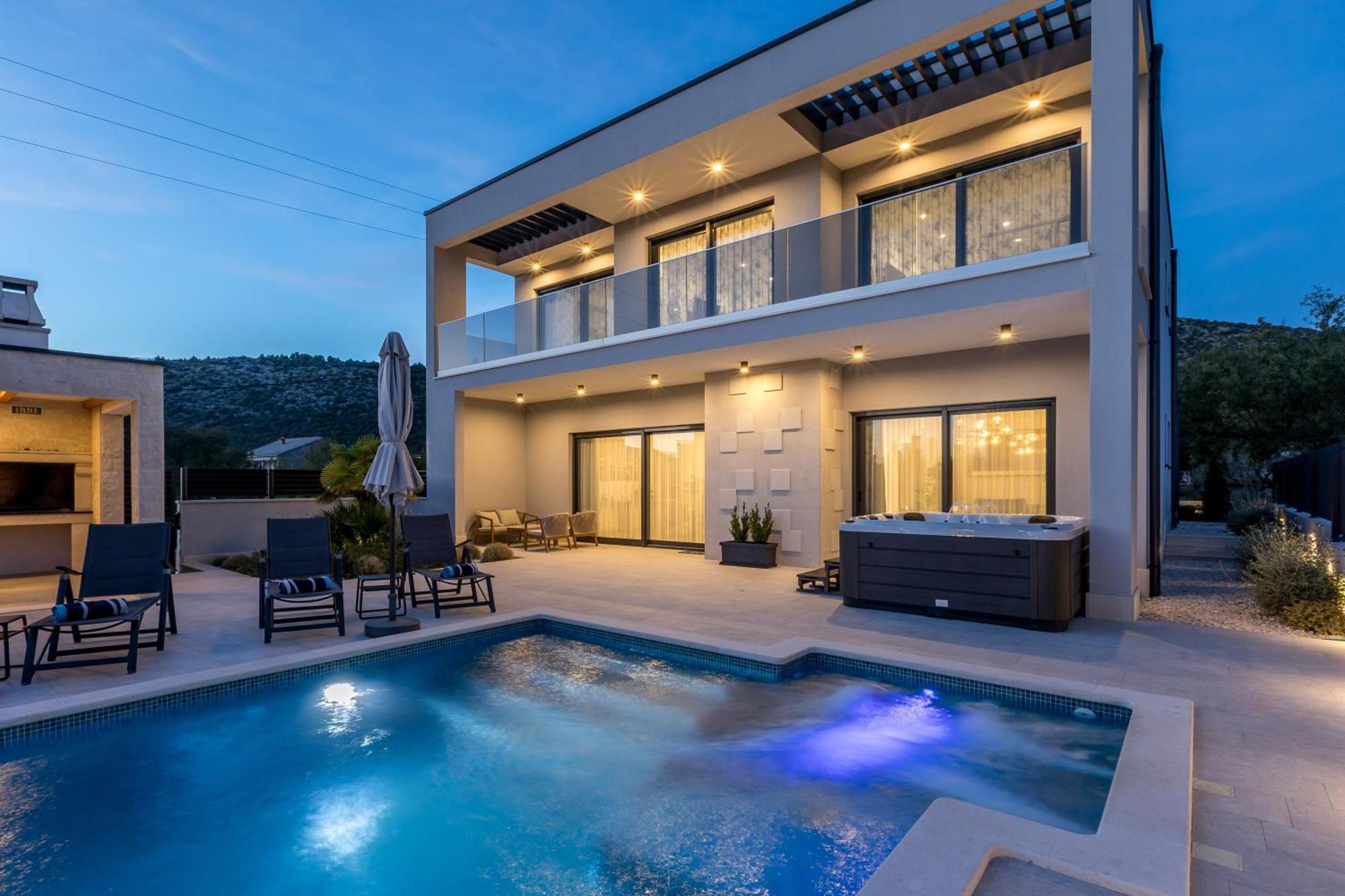 Luxury Villa Diana With Heated Pool And Jacuzzi Dograde Экстерьер фото
