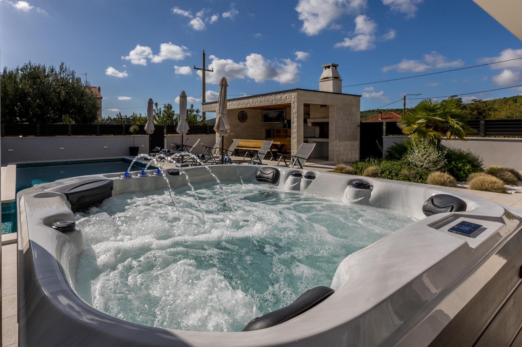 Luxury Villa Diana With Heated Pool And Jacuzzi Dograde Экстерьер фото