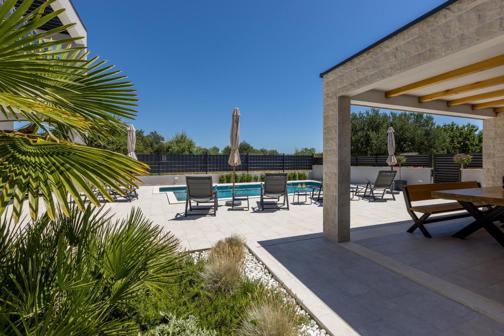 Luxury Villa Diana With Heated Pool And Jacuzzi Dograde Экстерьер фото