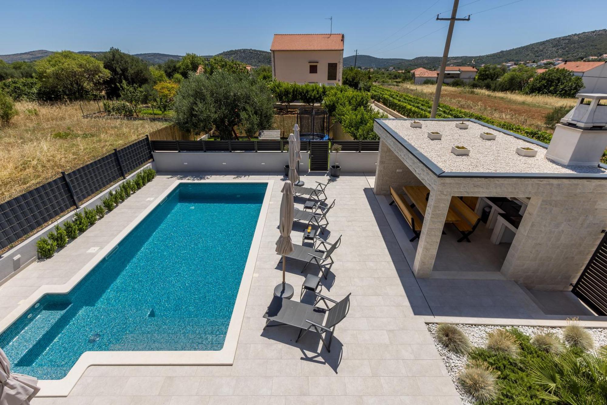 Luxury Villa Diana With Heated Pool And Jacuzzi Dograde Экстерьер фото